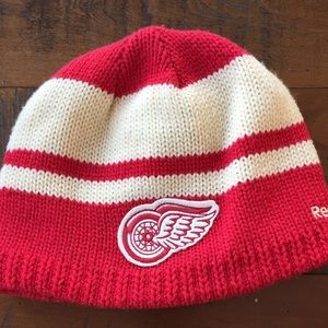 Reebok Detroit Red Wings reversible Winter hat